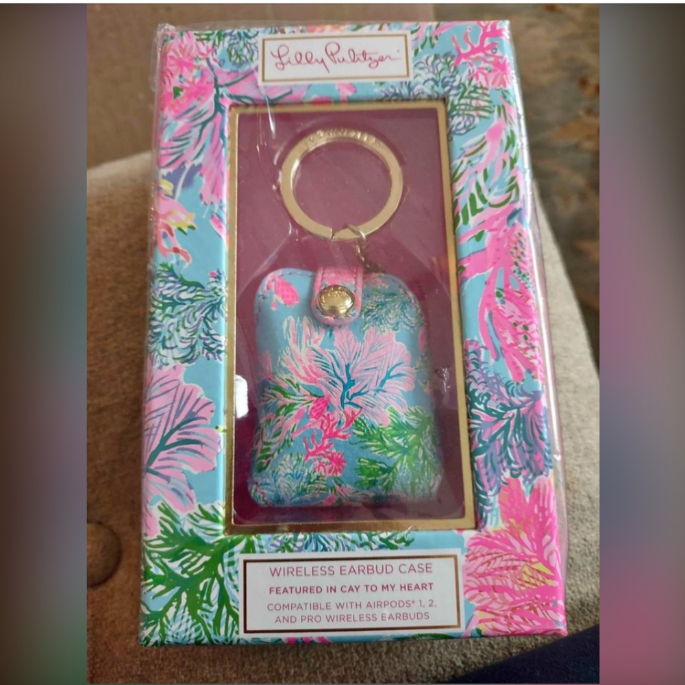NWT Lilly Pulitzer Ear bud case
